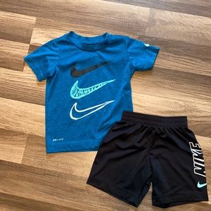 Nike boys drifit set